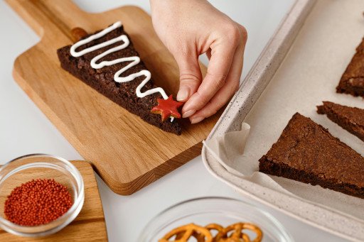 The Comprehensive Guide to Mastering the Art of Cake Baking